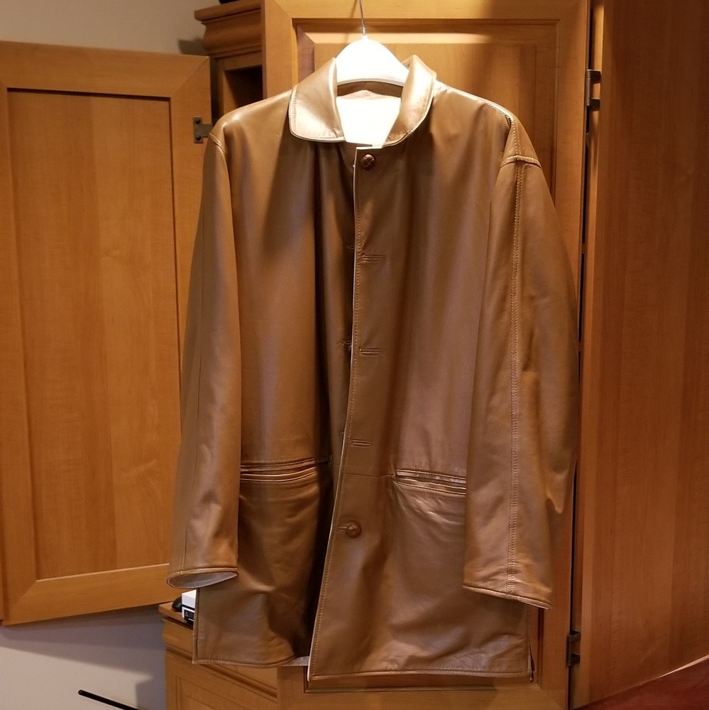 Maggio Rossetto hand made lambskin reversible Coat